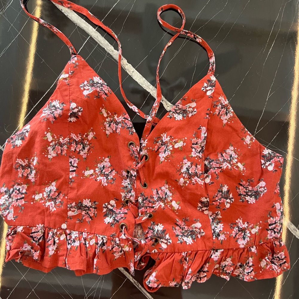 LF Into Lace Up Floral Cropped Tank